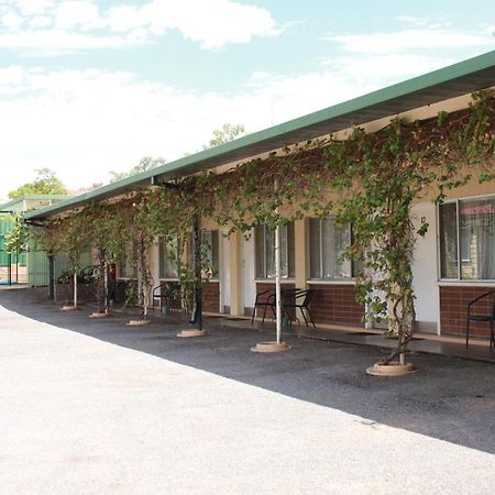 The Lodge Outback Motel Broken Hill Exteriör bild