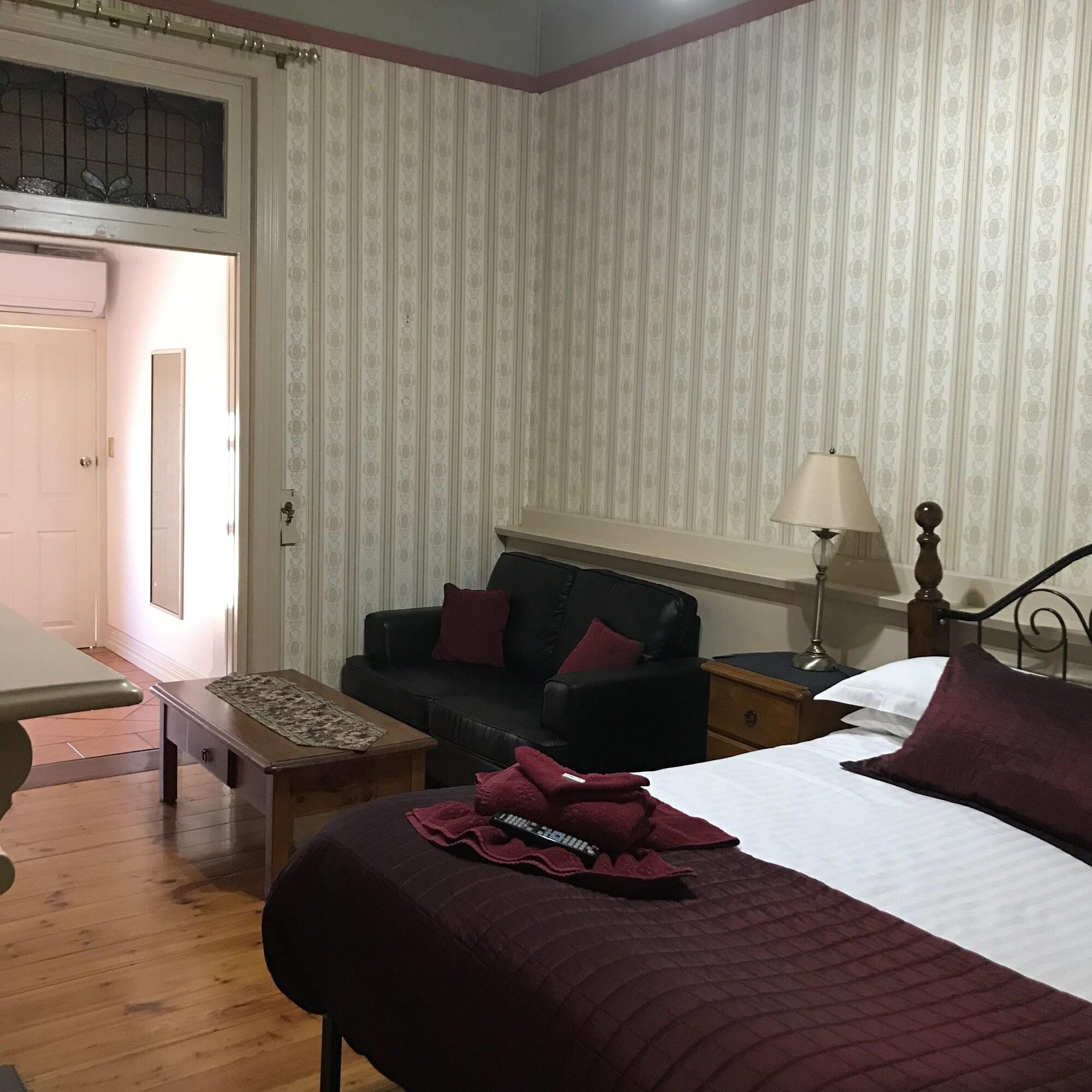The Lodge Outback Motel Broken Hill Exteriör bild
