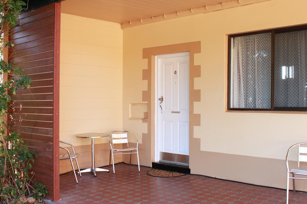 The Lodge Outback Motel Broken Hill Exteriör bild