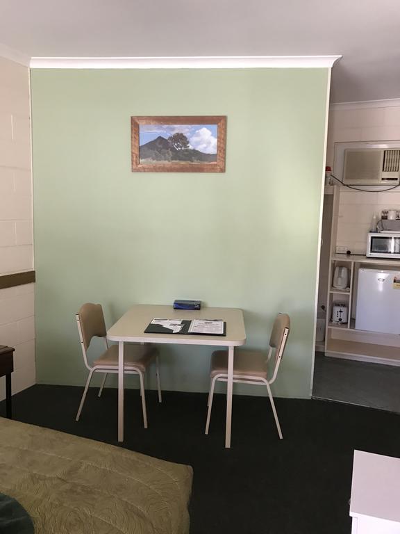 The Lodge Outback Motel Broken Hill Exteriör bild